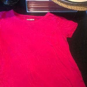 Small pink hollister tee
